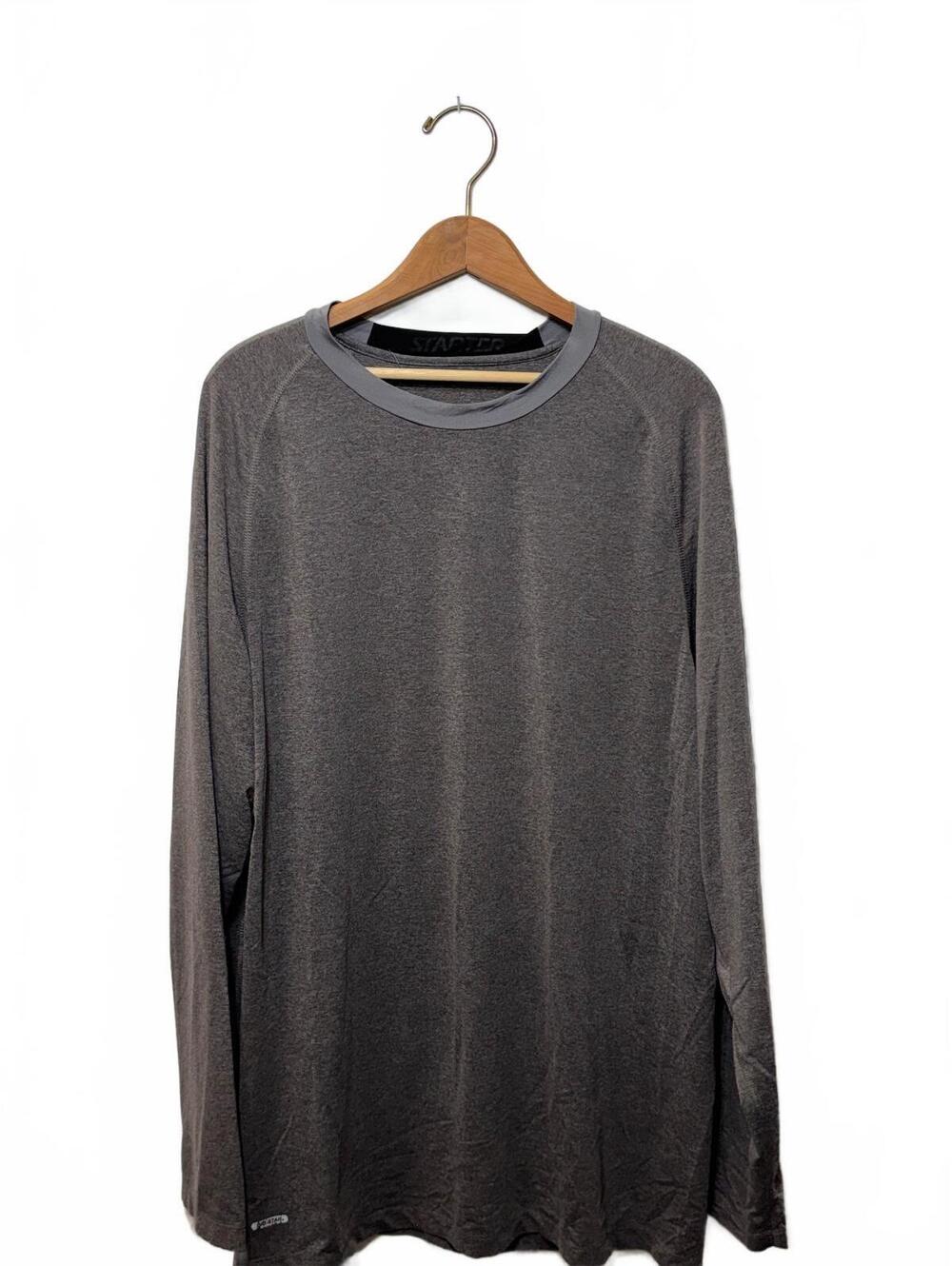 Gray long sleeve crewneck performance T-shirt Size XXL